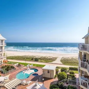 Crystal Beachfront Aparthotel Gold Coast