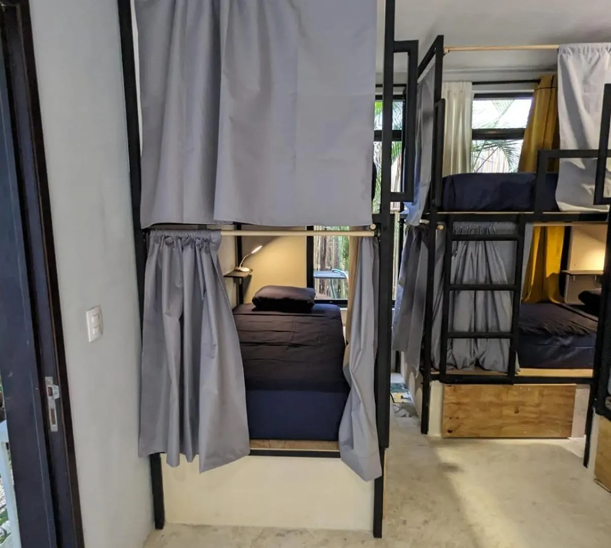Maui Hostels Tulum México